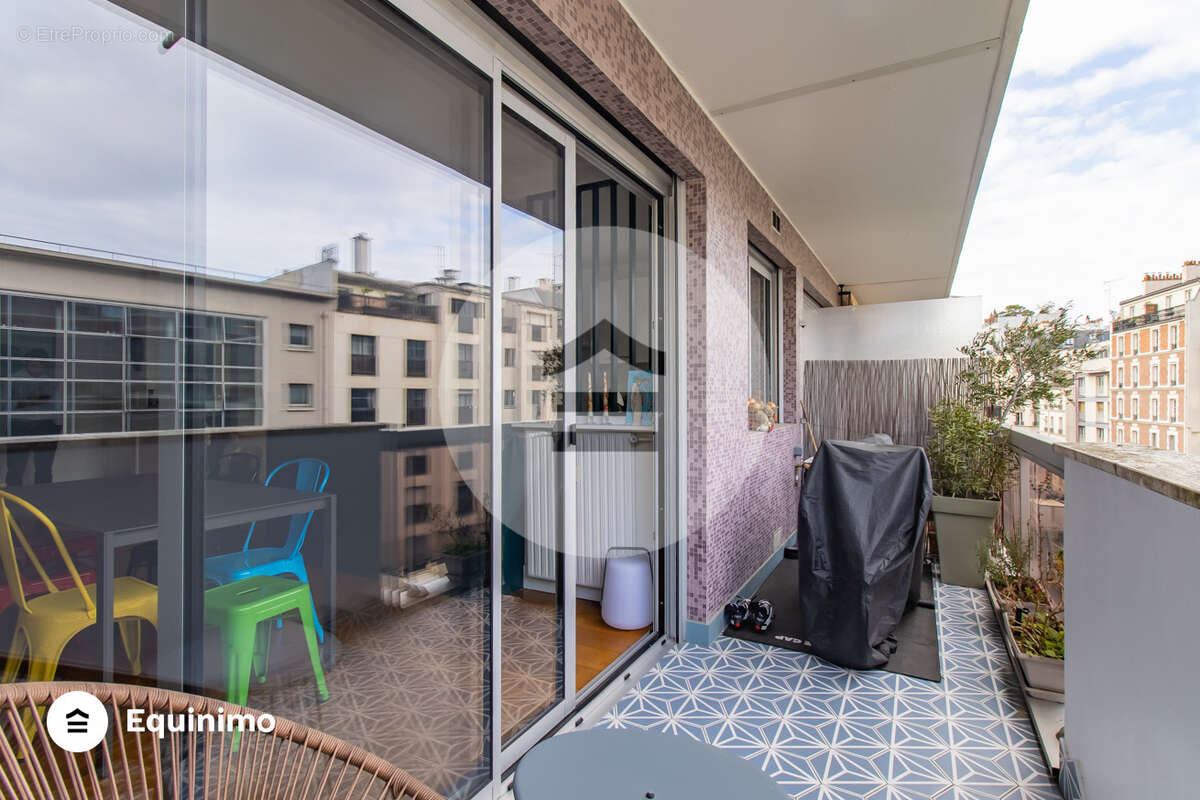 Appartement à PARIS-15E