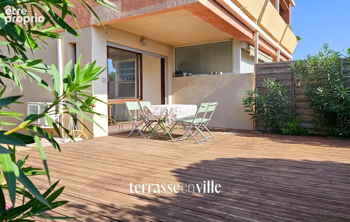 Saint cyr s/ mer - plage - appartement t2 40m2 - jardin 105m2 - parking - 399000€ - photo 2
