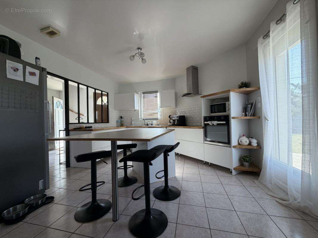 Maison 120 m² à Fitilieu  - photo 4