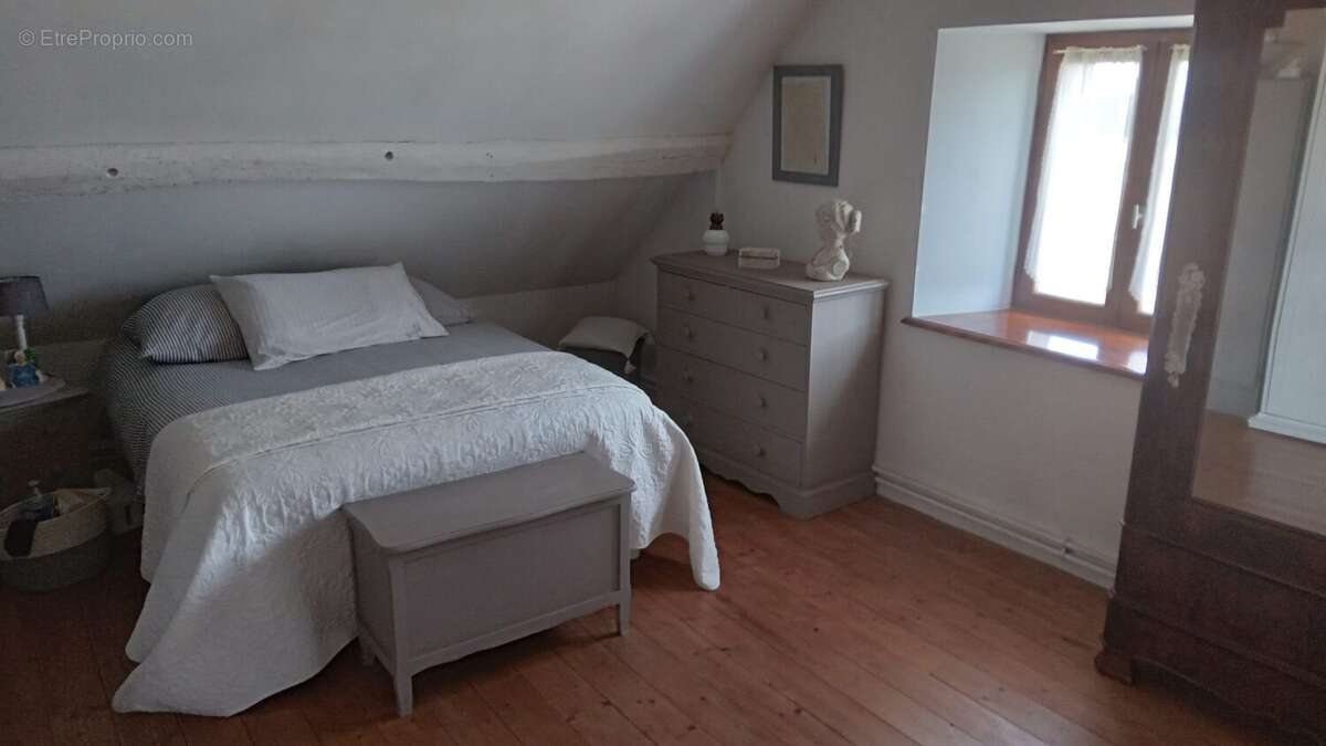 Maison à SAINT-POURCAIN-SUR-SIOULE