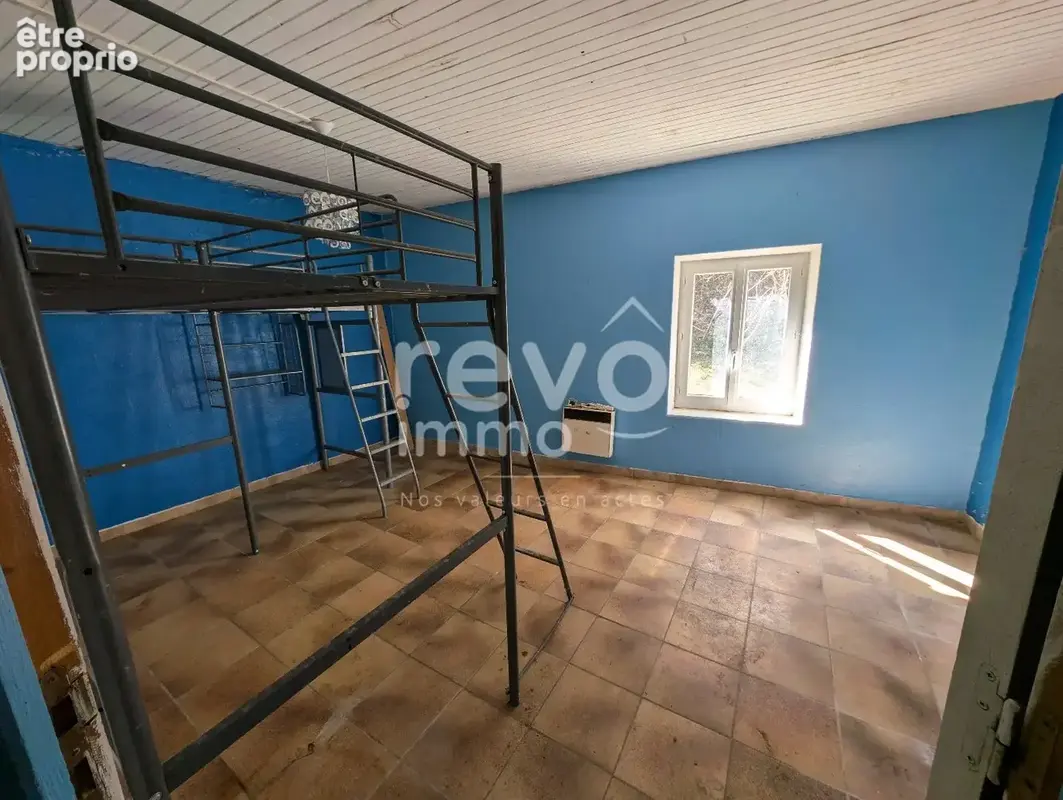 Potentiel exceptionnel pour cet ensemble immobilier à rénover ! - photo 9