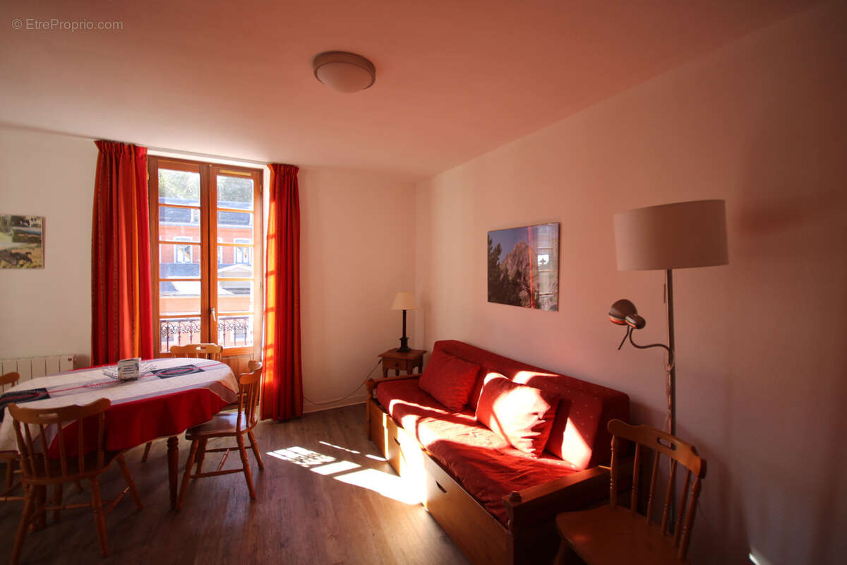 Appartement à AX-LES-THERMES