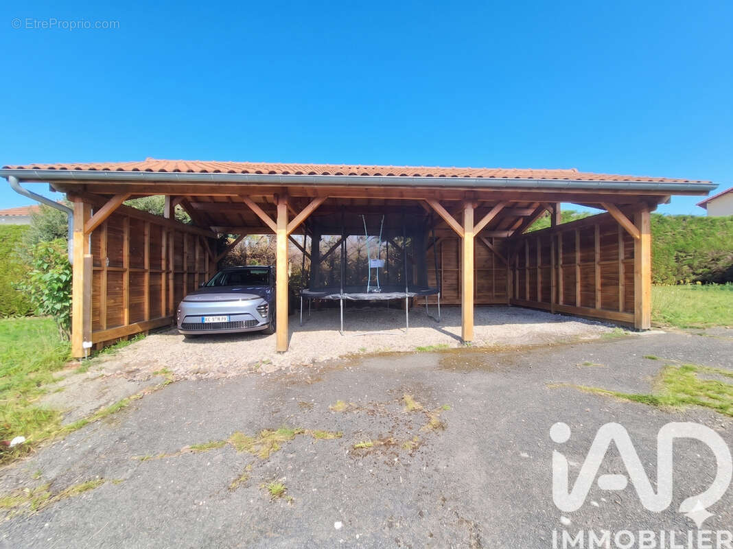 Maison 101 m² à Villemontais  - photo 3