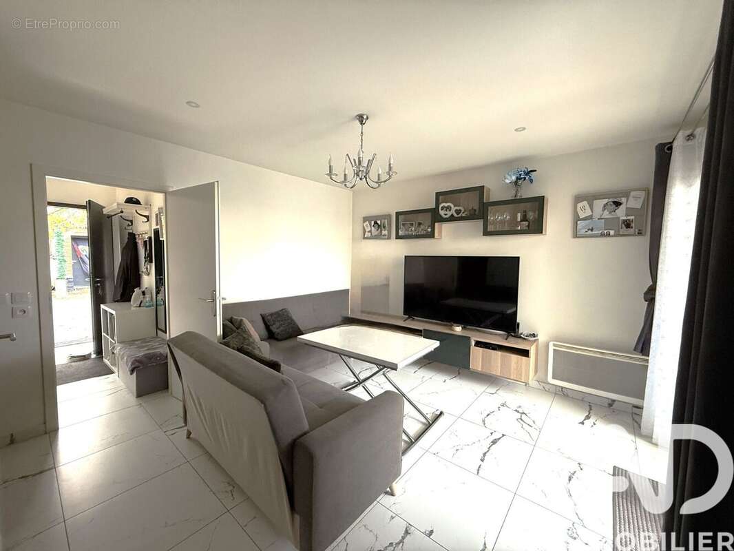 Photo 3 - Maison à CHAMPS-SUR-MARNE