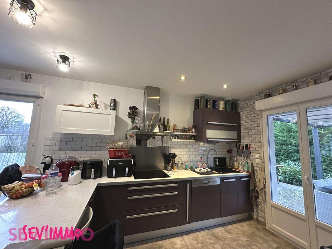 Maison 79 m² à Saint-Sylvestre-Pragoulin  - photo 4