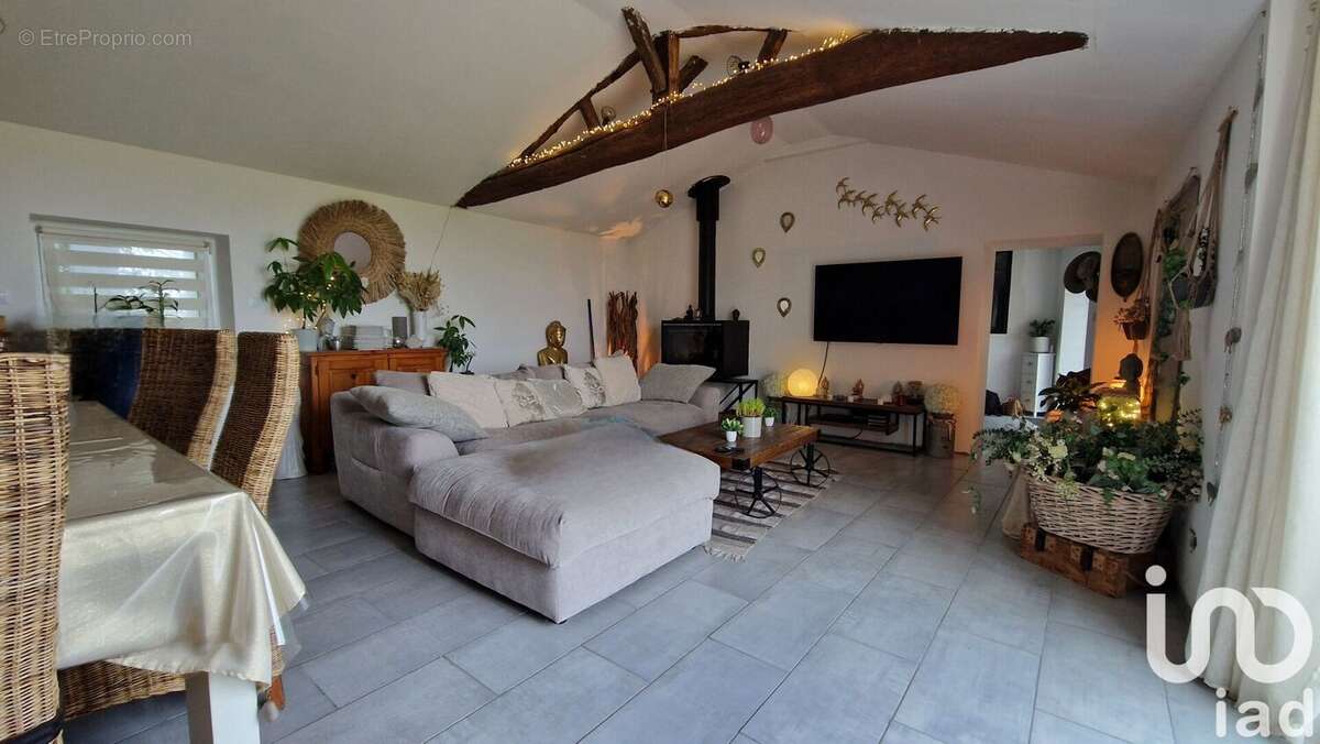 Photo 2 - Maison à SAINT-URBAIN