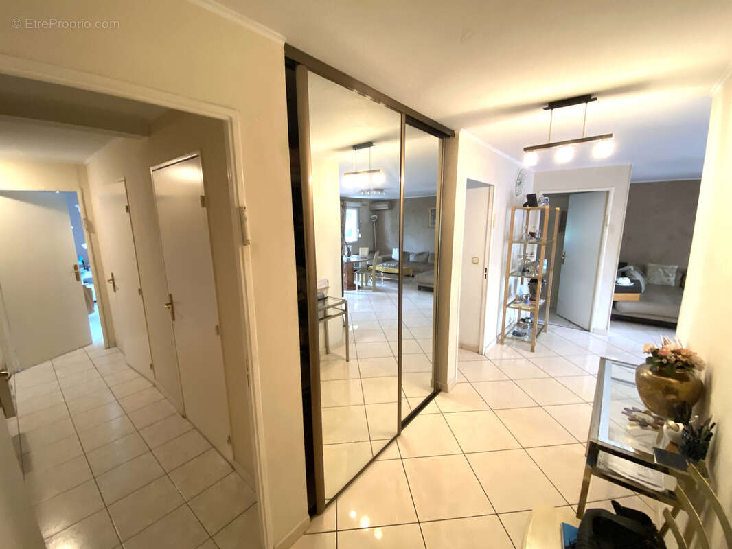 Appartement à MARSEILLE-10E