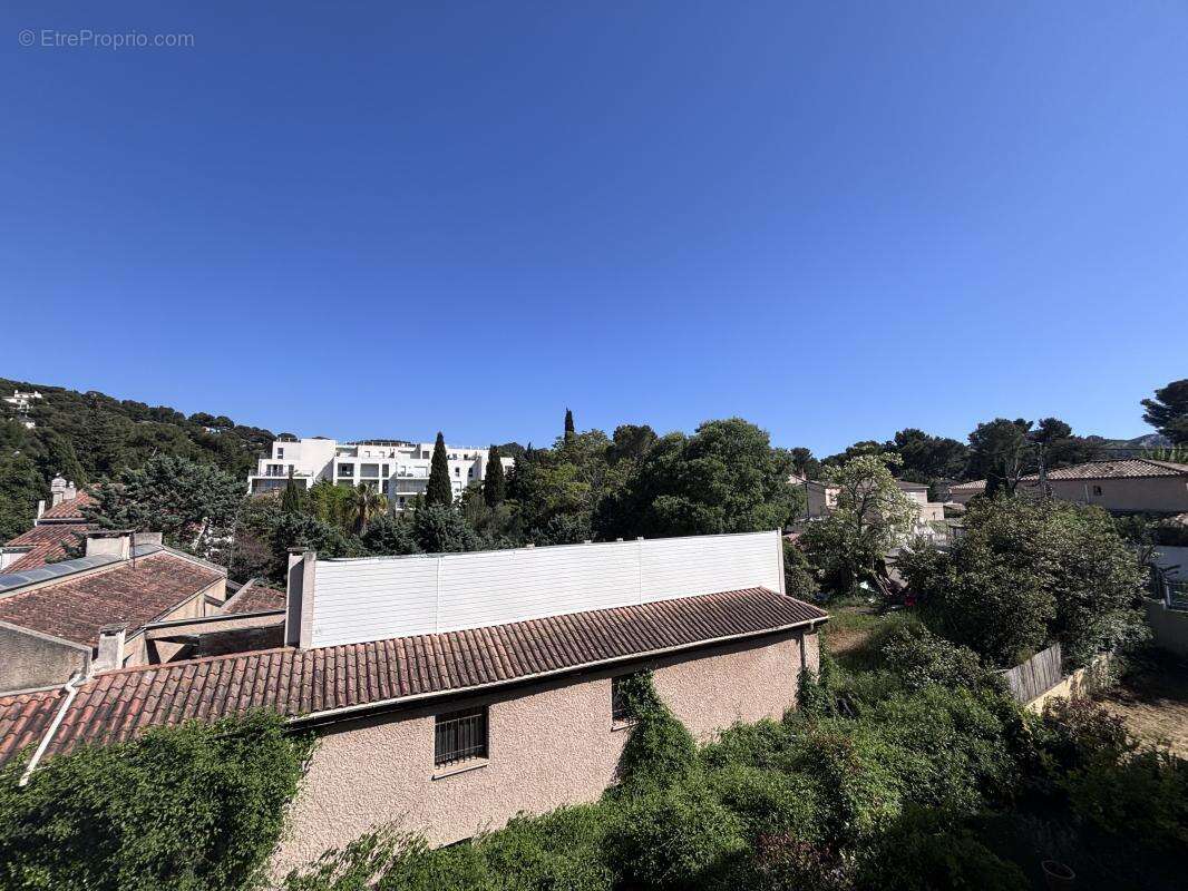 Appartement à MARSEILLE-9E