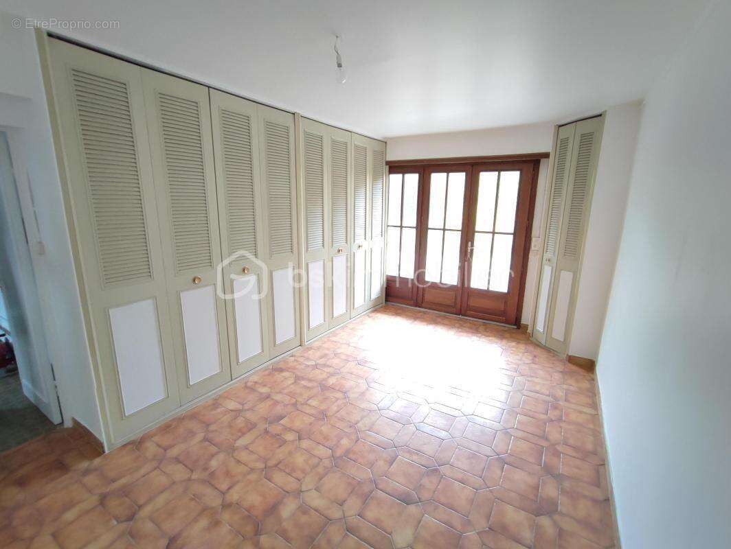 Maison à GOURNAY-SUR-MARNE