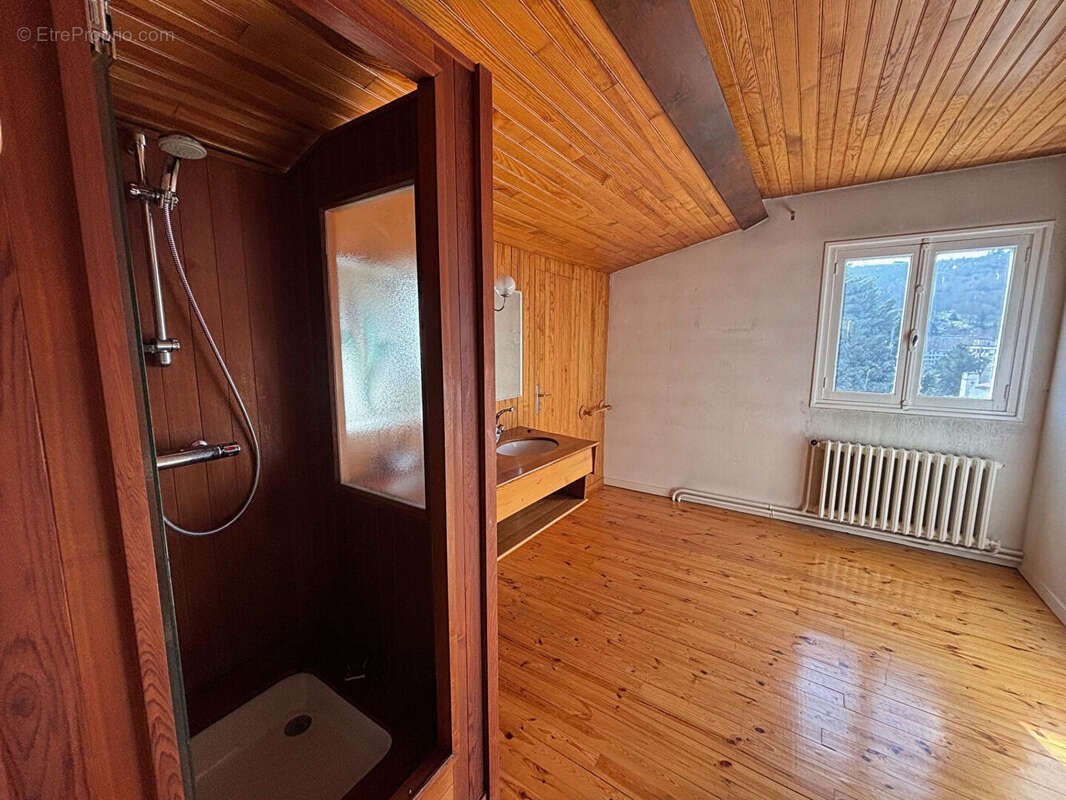 Maison à SAINT-ETIENNE