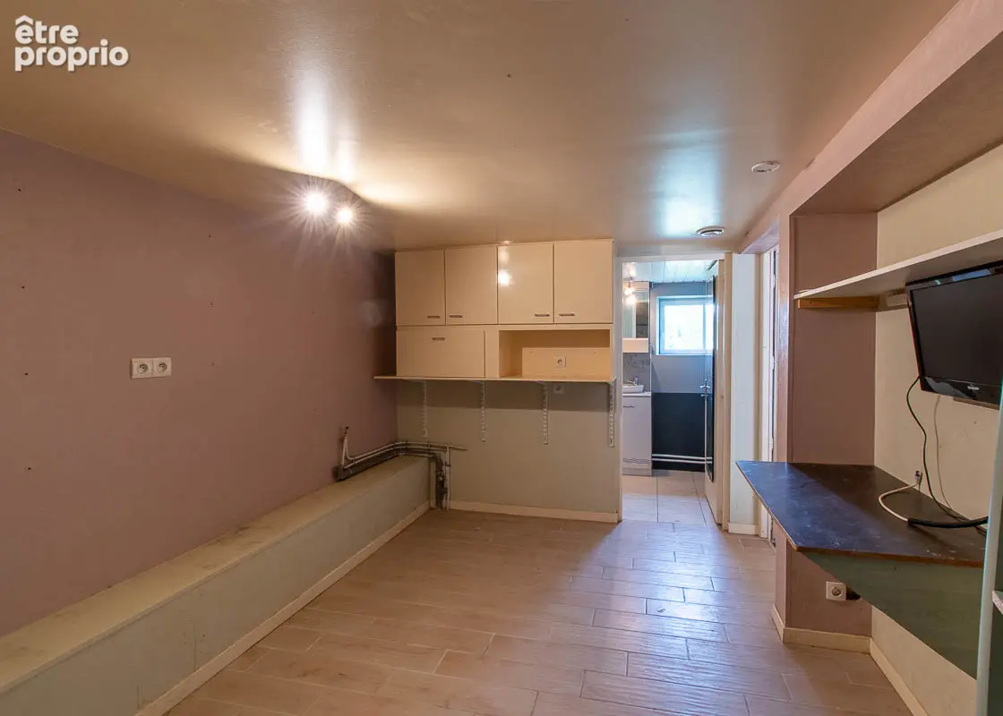 Maison Theillay - 6 pièces - 181,4 m² - photo 8