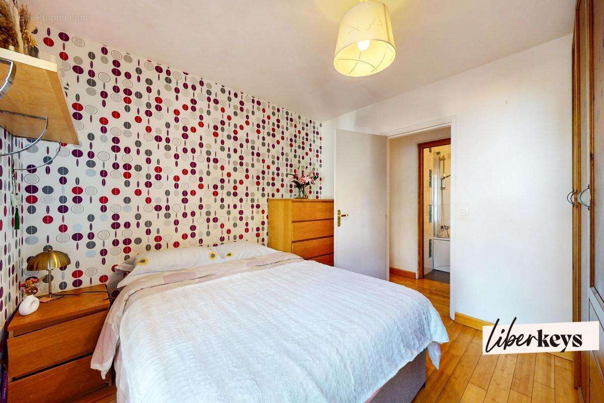 Appartement à COLOMBES