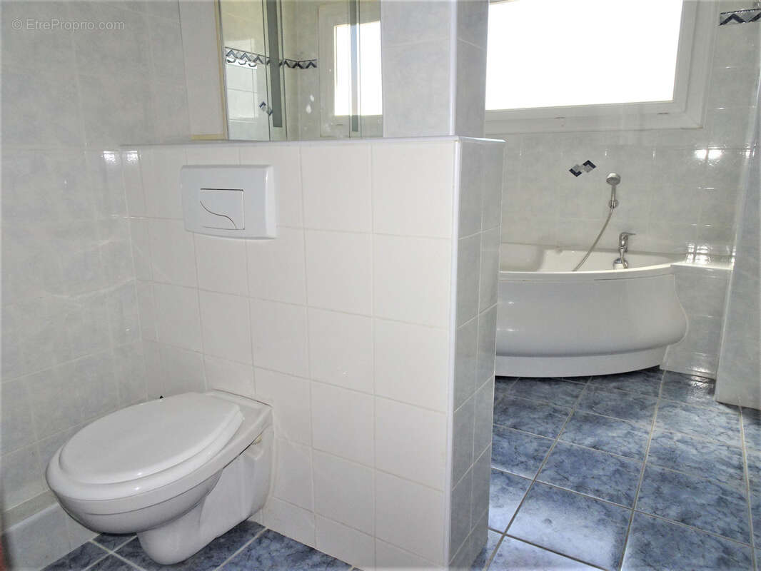 Appartement à HYERES