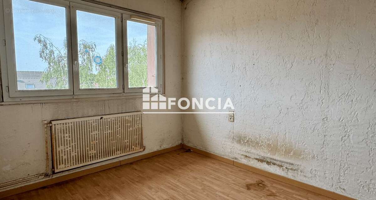 Appartement 3 pièces à rénover ! - photo 8