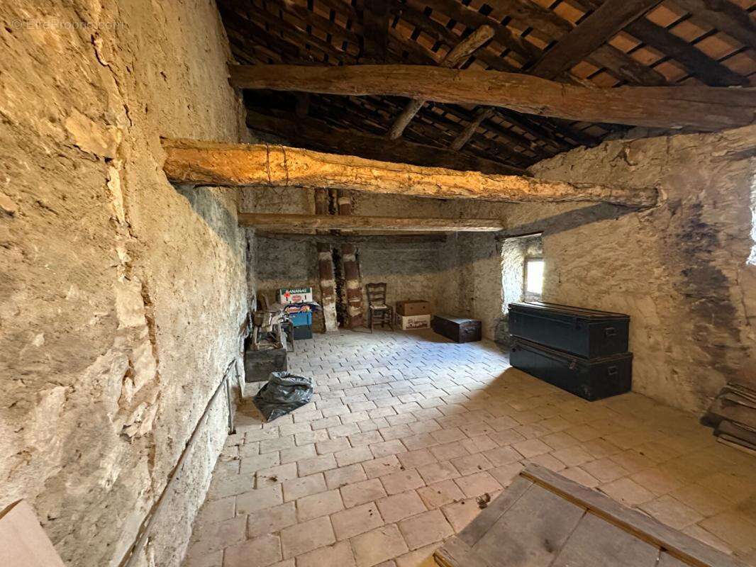 Maison  en Pierre Chandolas - photo 13