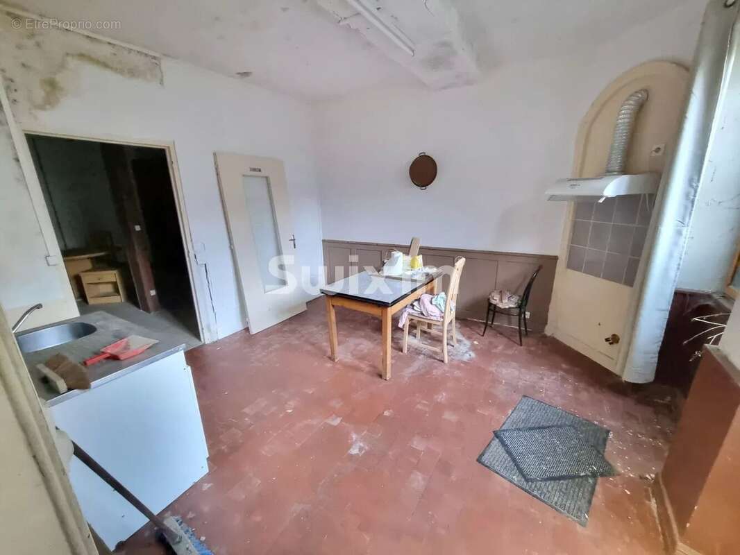 Appartement à VARZY