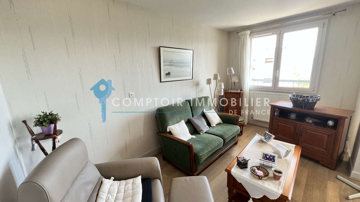 Appartement à CORBEIL-ESSONNES