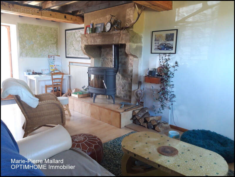 Maison à ROYERE-DE-VASSIVIERE