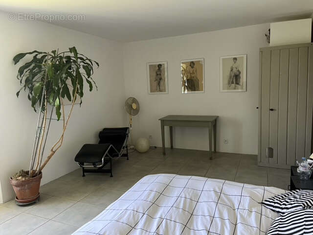 Maison à SUZE-LA-ROUSSE