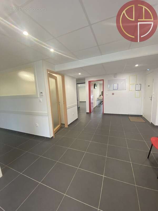 Commerce à SAINT-ORENS-DE-GAMEVILLE