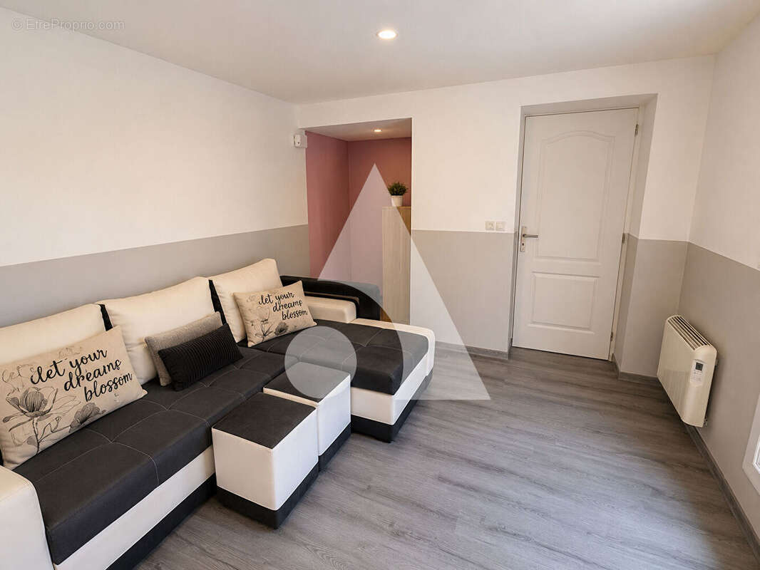 Maison Loffre 4 pièce(s) 210 m2 - photo 6