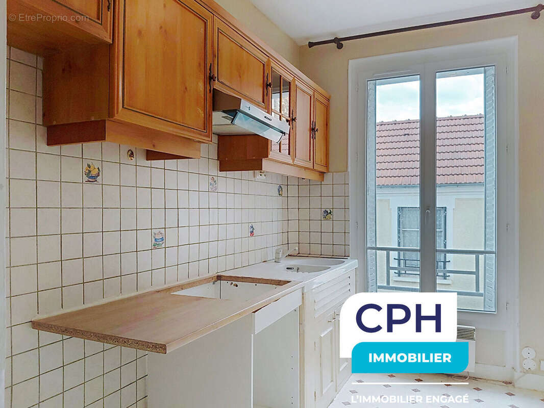 Appartement à COURBEVOIE