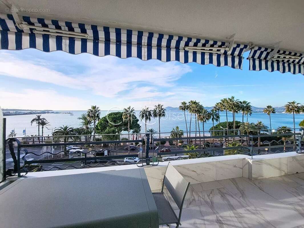 Appartement à CANNES