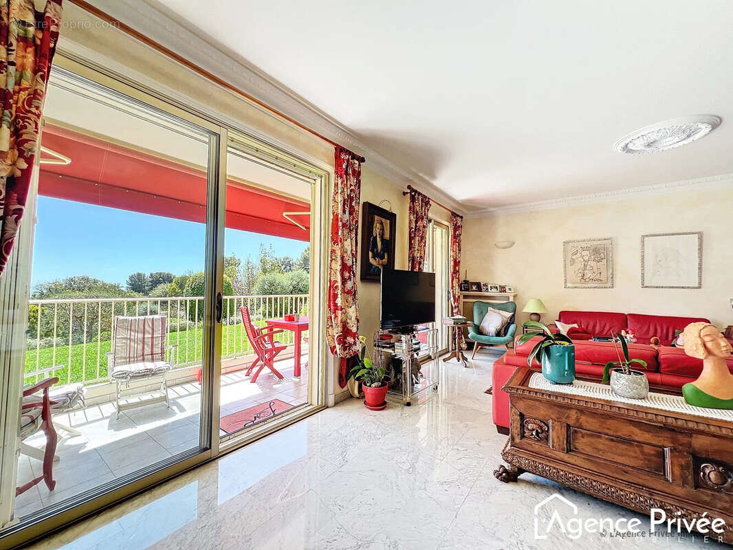 Appartement à CAGNES-SUR-MER