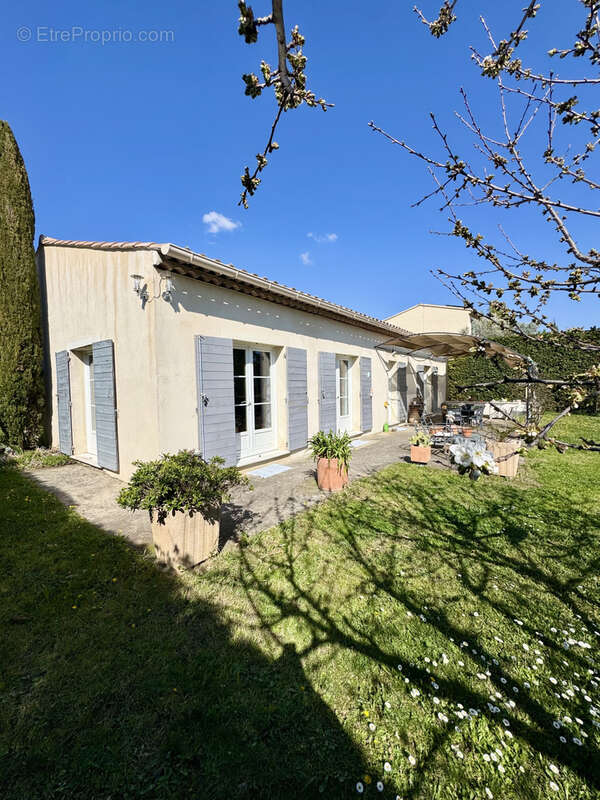 Maison à LA MOTTE-D'AIGUES