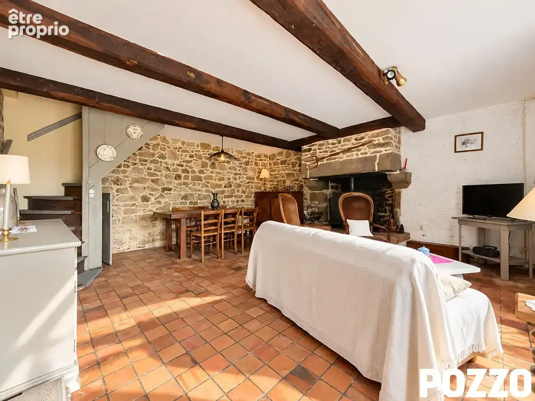 A Vendre - Sartilly Baie Bocage - Maison 3 pièce(s) 80.5 m² - MAISON EN PIERRE - TERRAIN - GARAGE - photo 2