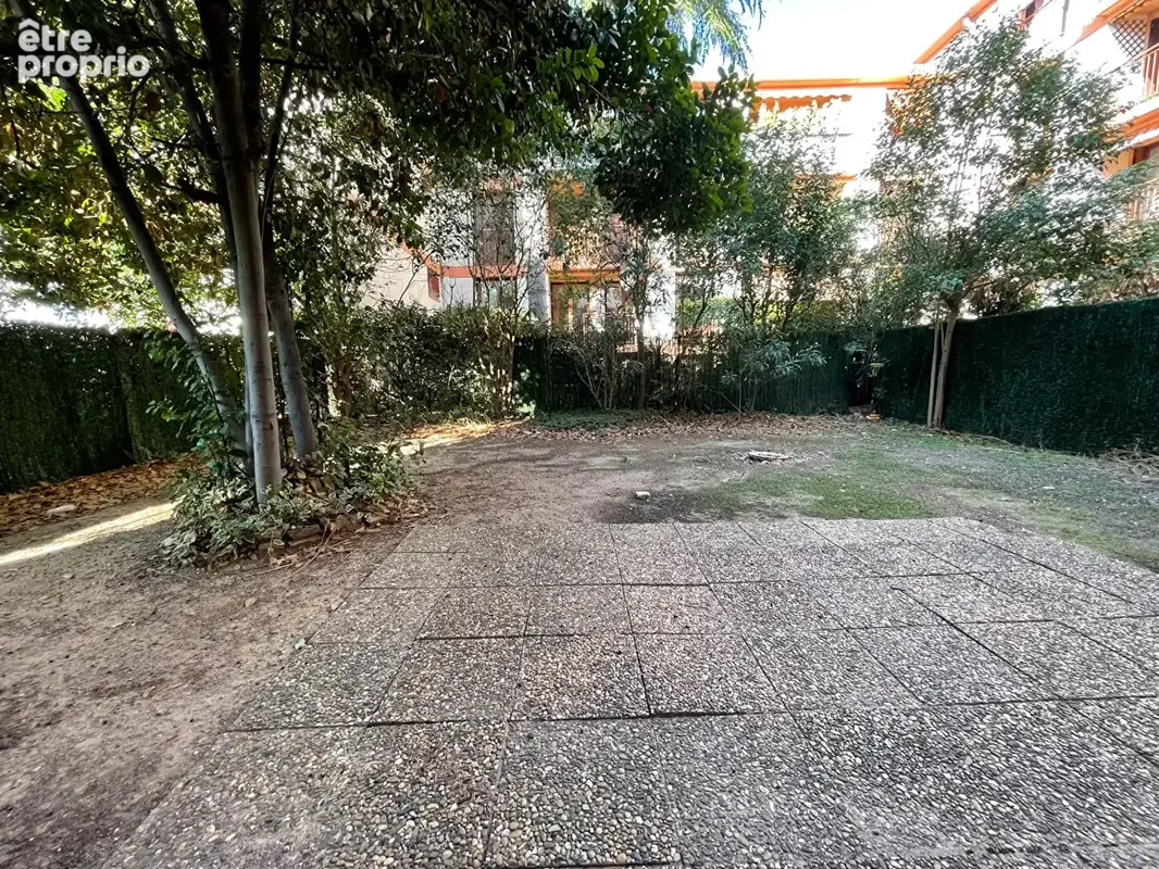 À vendre : Appartement avec Jardin Cave et Parking 3 pièces à Aix-en-Provence - Les Milles - photo 7