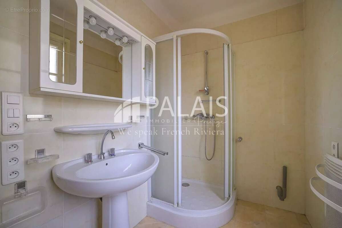 Appartement à MENTON