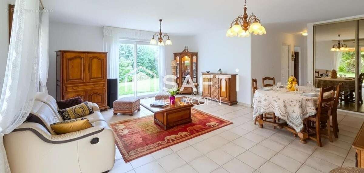 Photo 2 - Maison à PLOUGUERNEAU