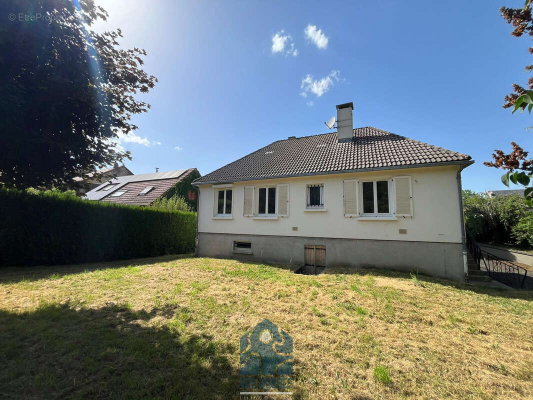 Maison à MANZAT