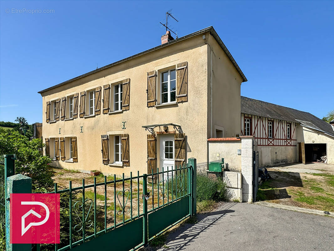 Maison à BERNAY