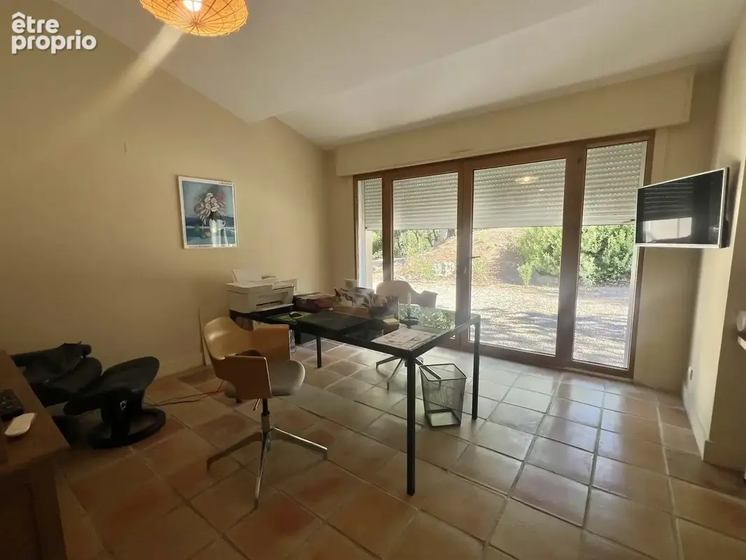 VIILLA de 290 m2 - Terrain 1 hectare à 6 suites, piscine, spa, à Aix-en-Provence 13100 - photo 27