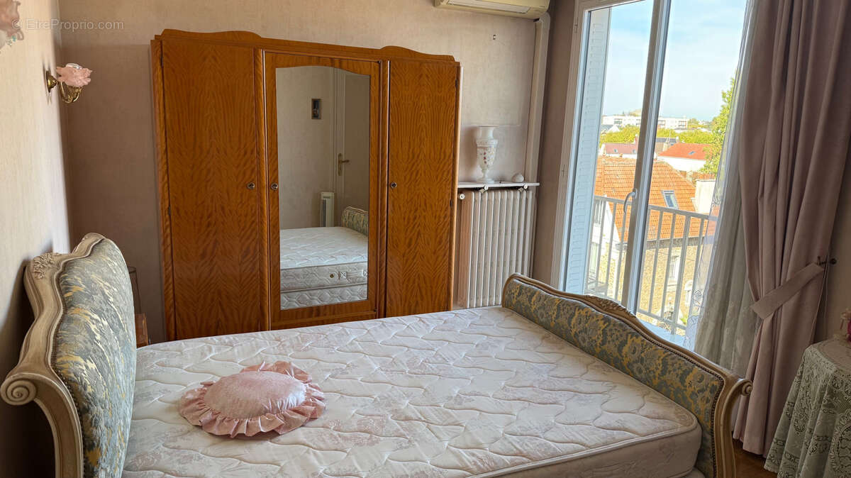 Appartement à SAINT-MAUR-DES-FOSSES