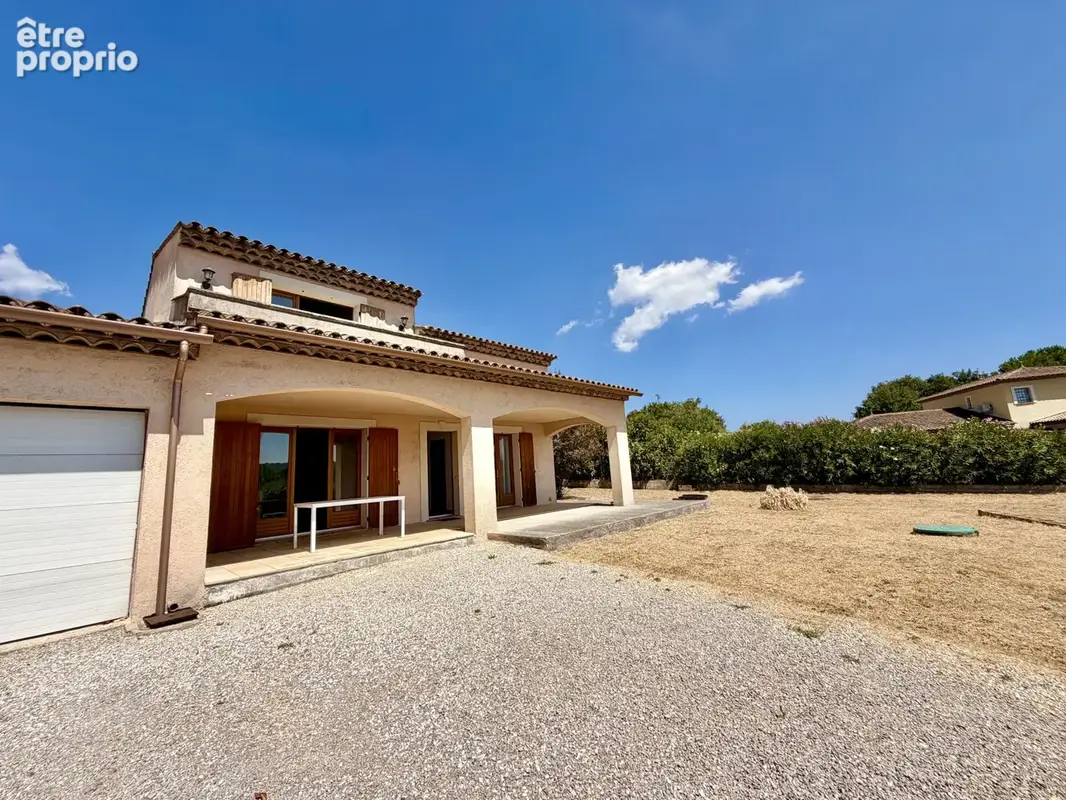 Villa mitoyenne d'un cote avec appartement independant - photo 3