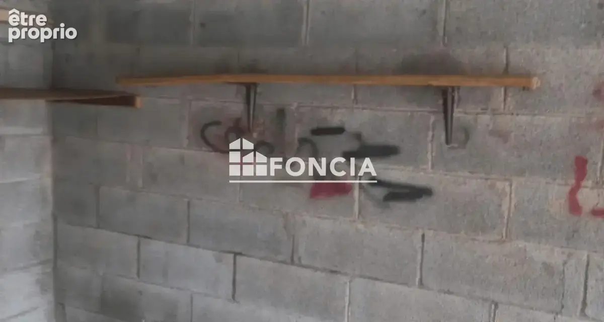 BRIGNOLES - Rare, en copropriété sécurisée, garage privatif de 16 m2 - photo 3