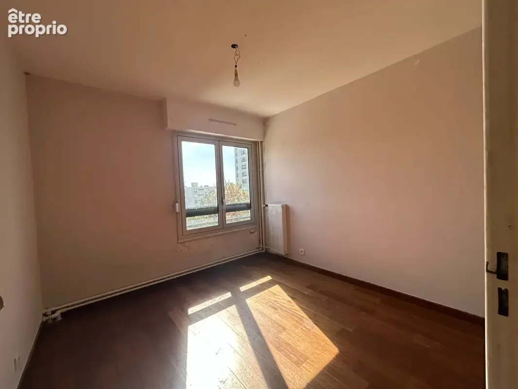 Exclusivite - appartement type 4 avec stationnement et balcon - photo 8