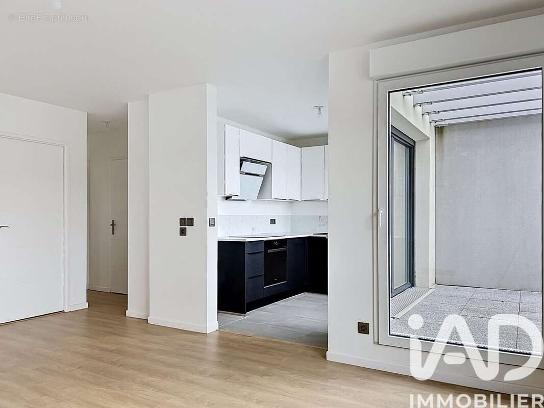 Photo 4 - Appartement à SAINT-CYR-L'ECOLE