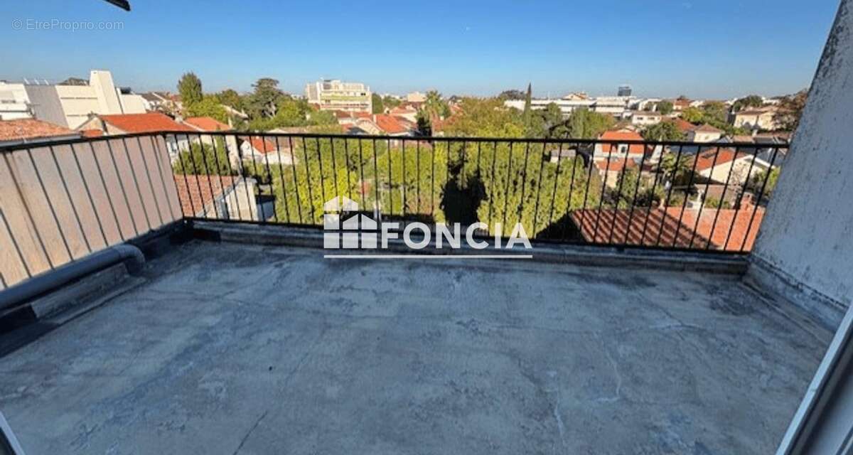 Appartement à BORDEAUX