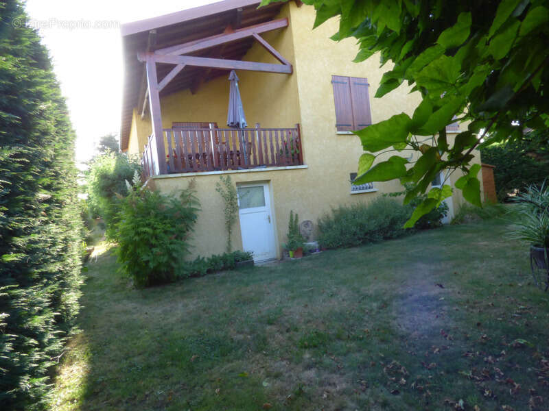 Maison à vendre 5 pièces BELLEVILLE EN BEAUJOLAIS (69) - Terrain de 1000 m2 - photo 21