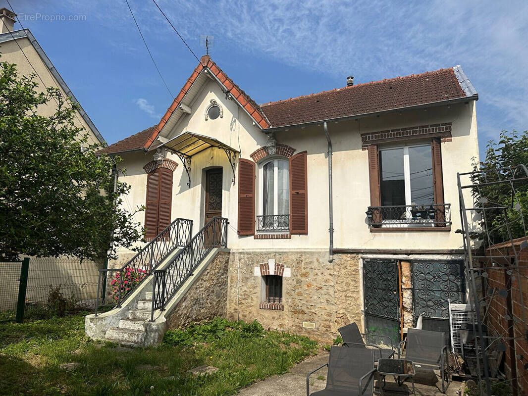 Maison à CHELLES