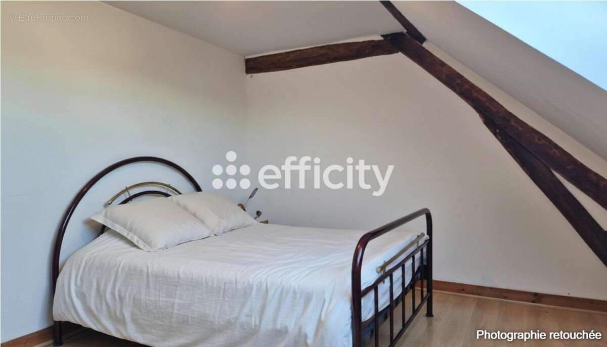 Maison 203 m² à Baule  - photo 7