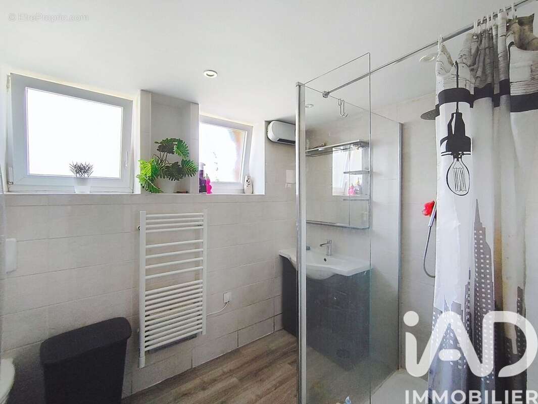 Maison 107 m² à Saulnieres  - photo 9