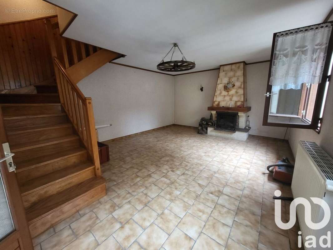Photo 3 - Maison à LAIGNES