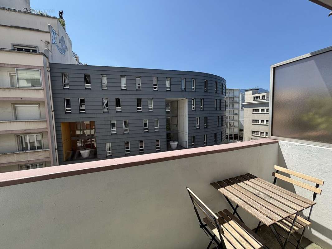 Appartement 65 m² à Grenoble  - photo 4