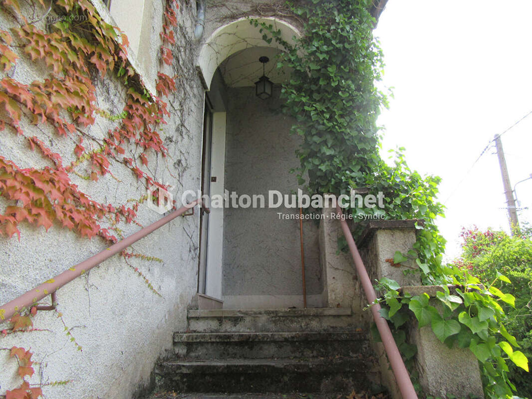 Maison à RIORGES