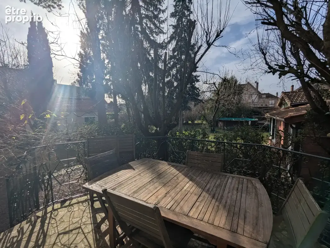Exclusivité   Meulière de caractère   Beauchamp   Avenue recherchée - photo 10